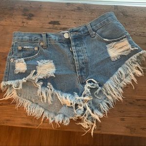 By The Way Denim shorts sz 27 *revolve*
